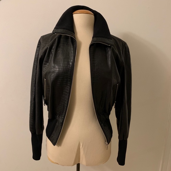 Leather Jacket - Picture 5 of 6